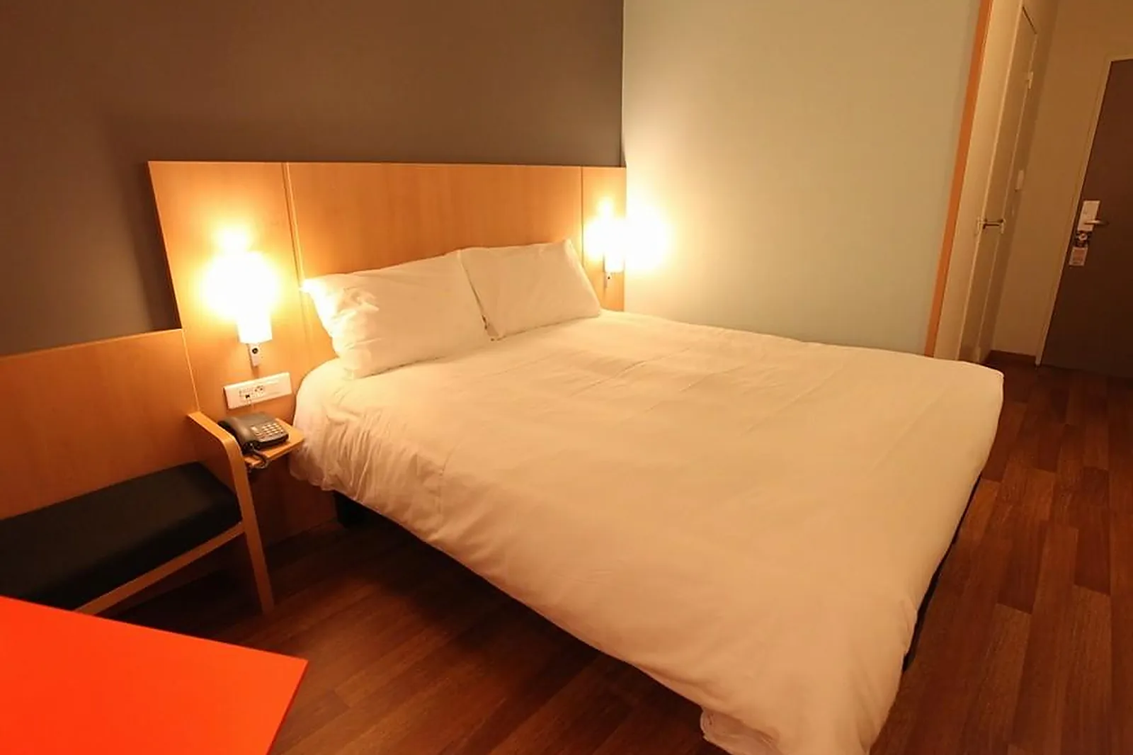 Lieux événementiels, IBIS AURILLAC