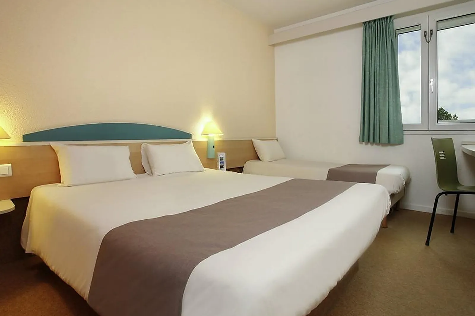 Lieux événementiels, IBIS BEZIERS EST MEDITERRANEE