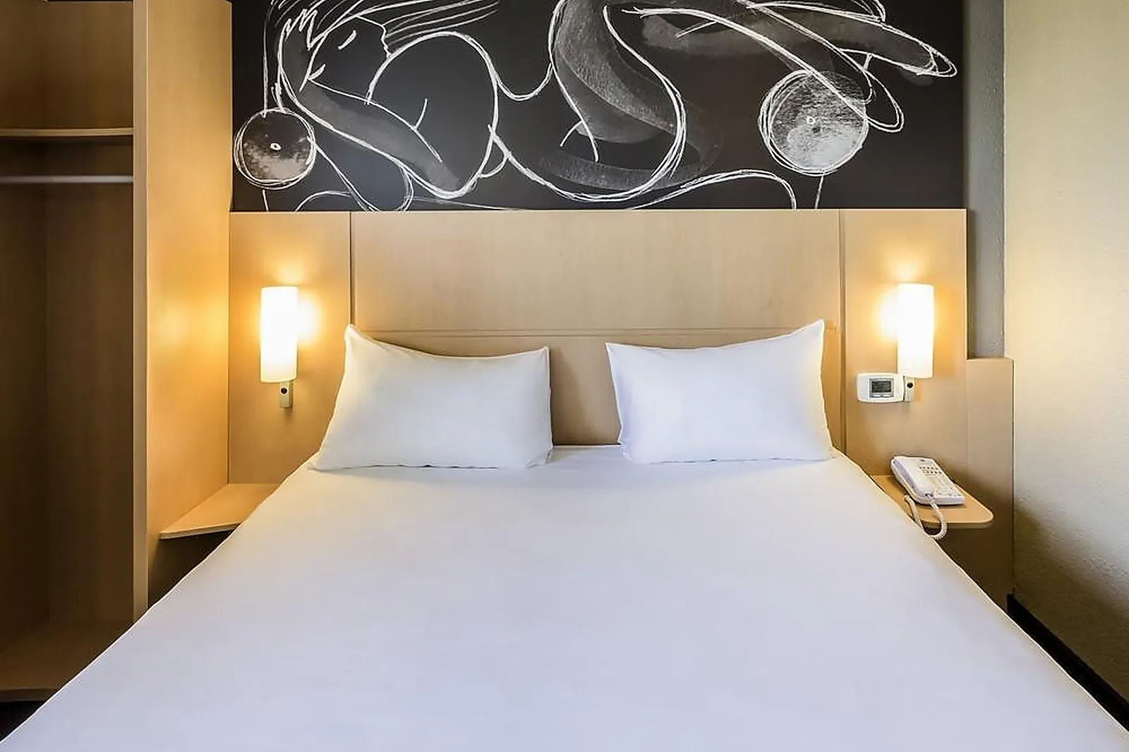 Lieux événementiels, IBIS BEZIERS EST MEDITERRANEE