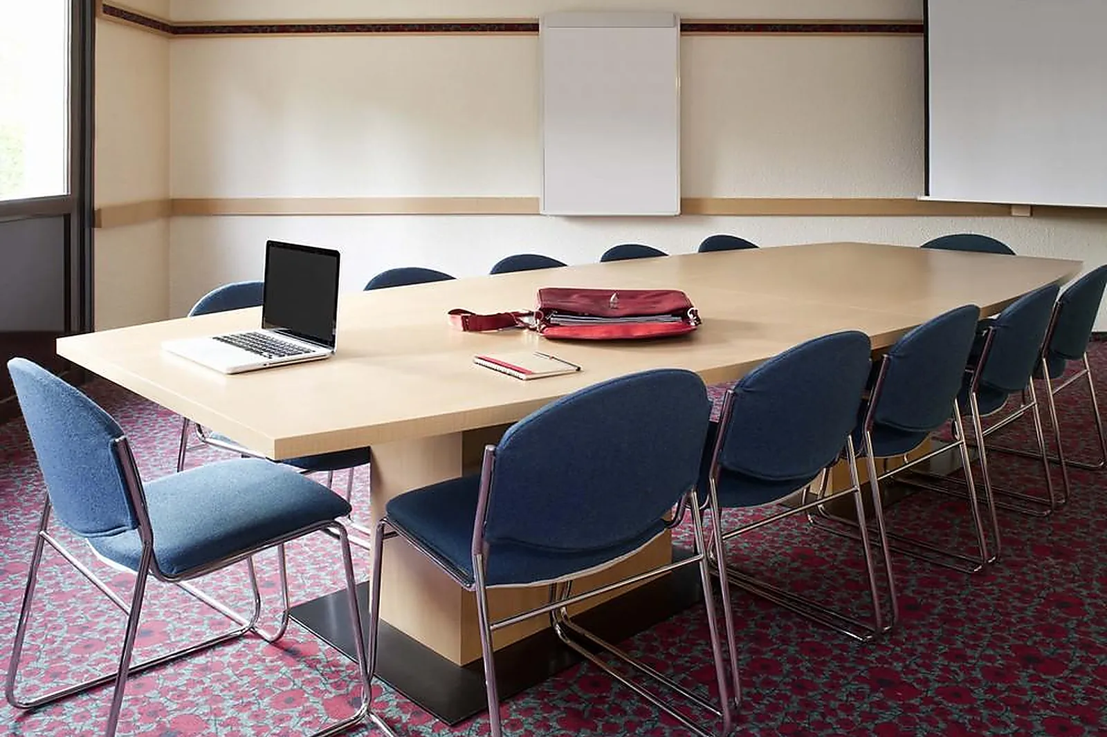 Lieux événementiels, IBIS BLOIS VALLÉE MAILLARD