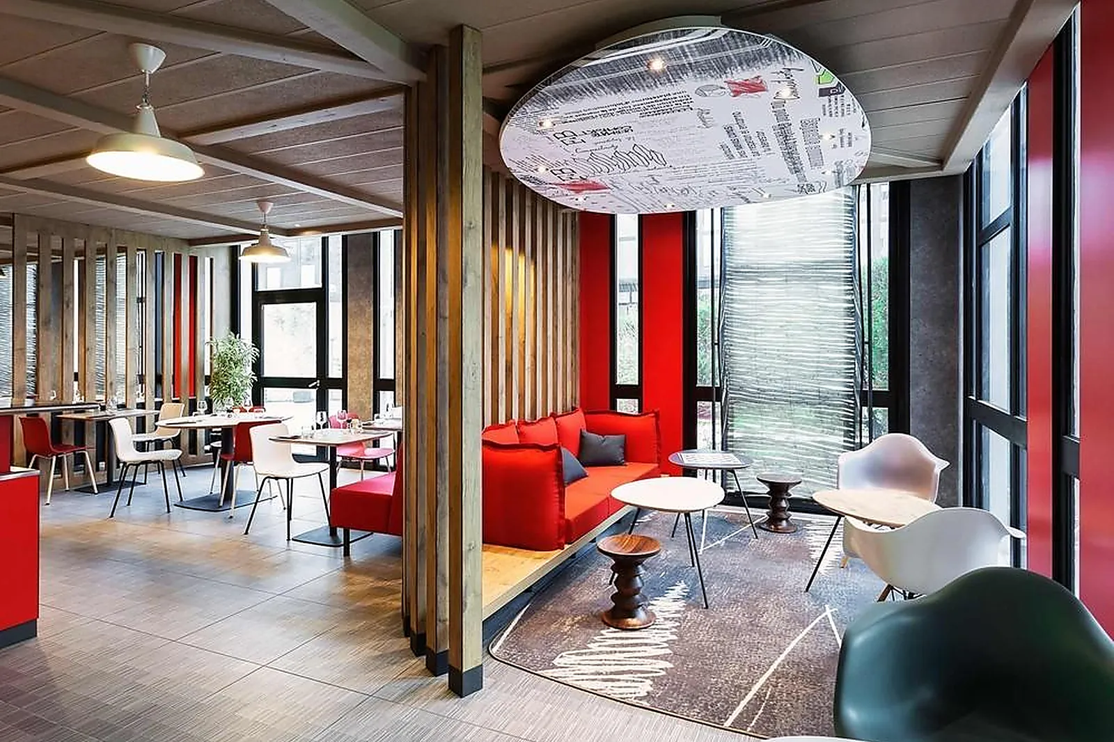 Lieux événementiels, IBIS BOURGES