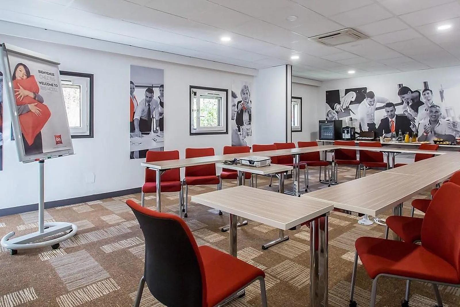 Lieux événementiels, IBIS BOURGES