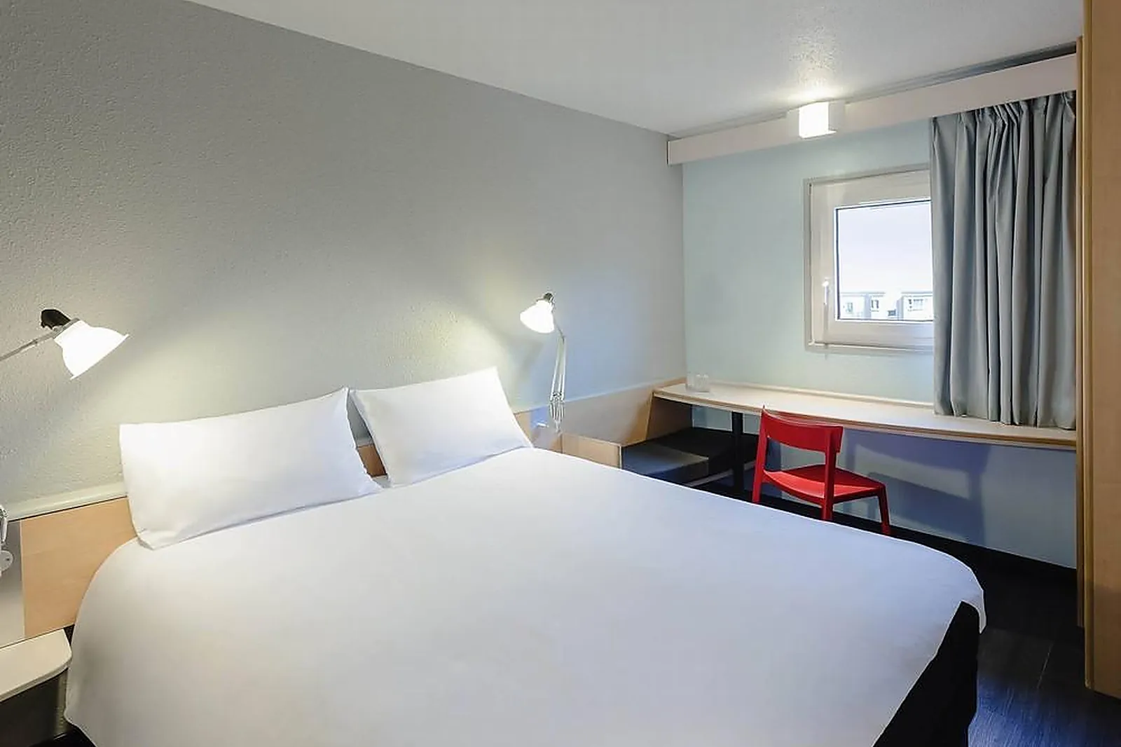 Lieux événementiels, IBIS BOURGES