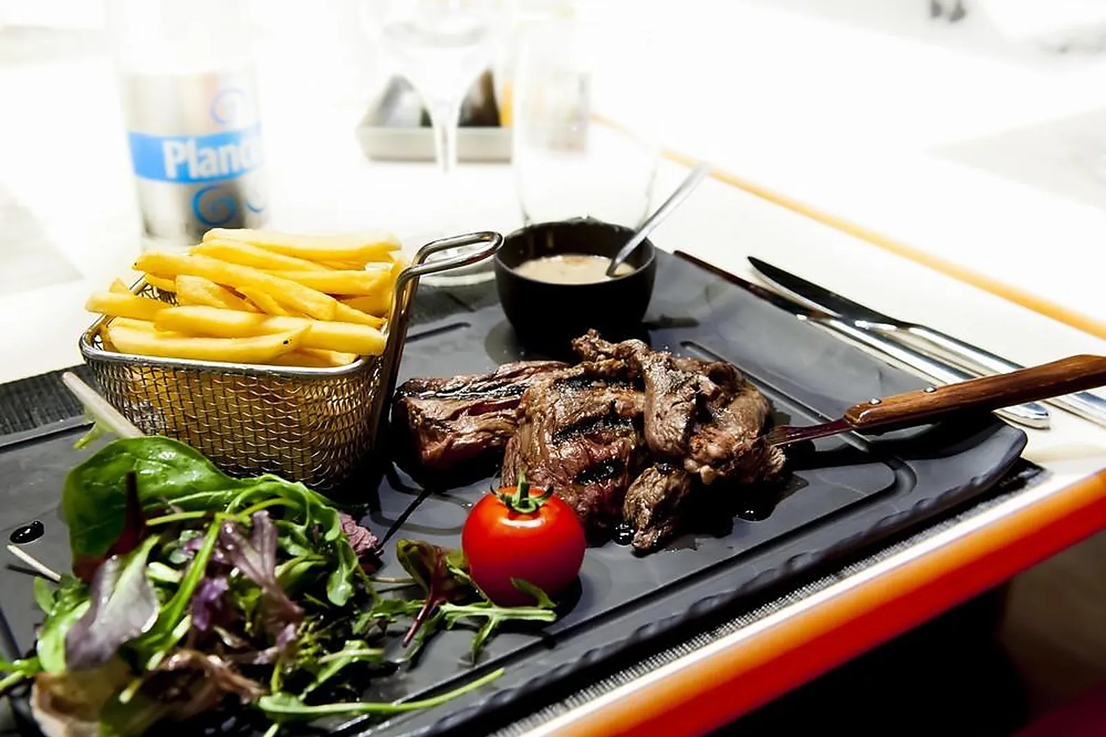 Lieux événementiels, IBIS BREST KERGARADEC AÉROPORT