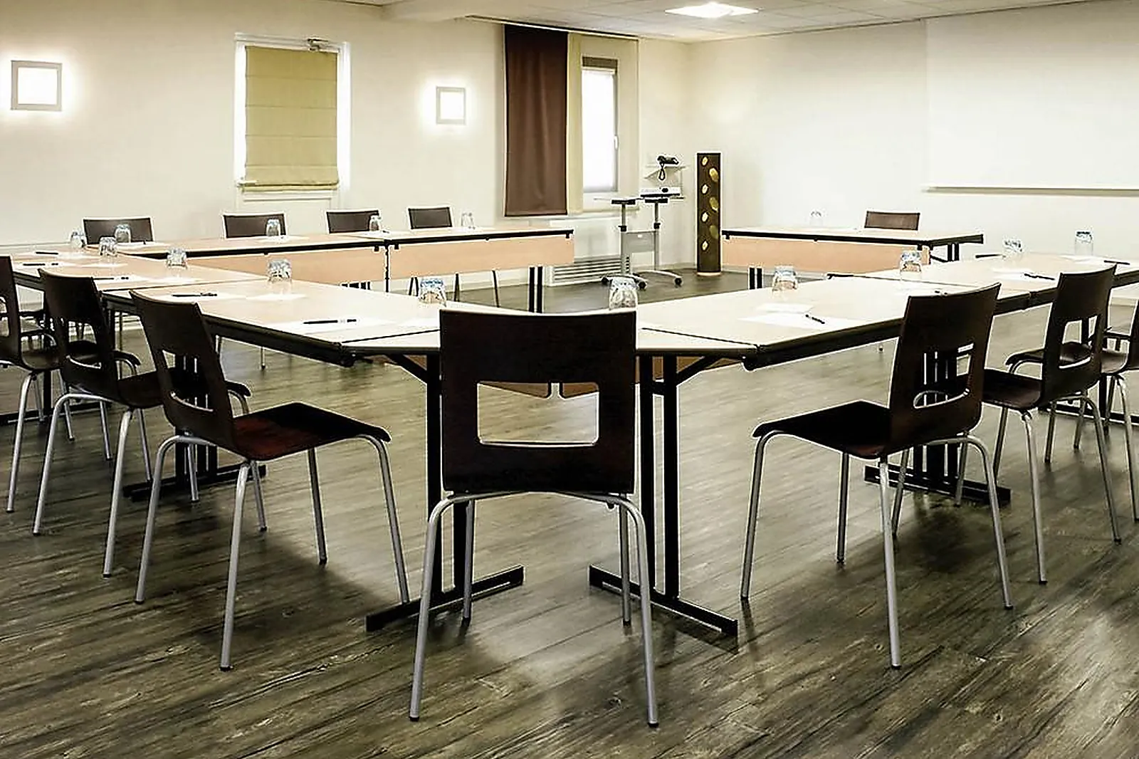 Lieux événementiels, IBIS CHALON-SUR-SAÔNE EUROPE