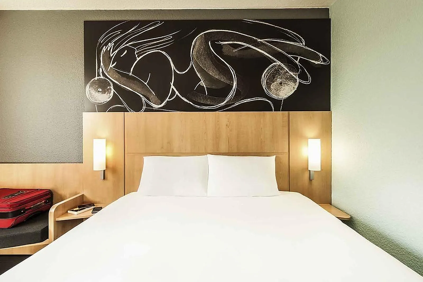 Lieux événementiels, IBIS CHÂTELLERAULT