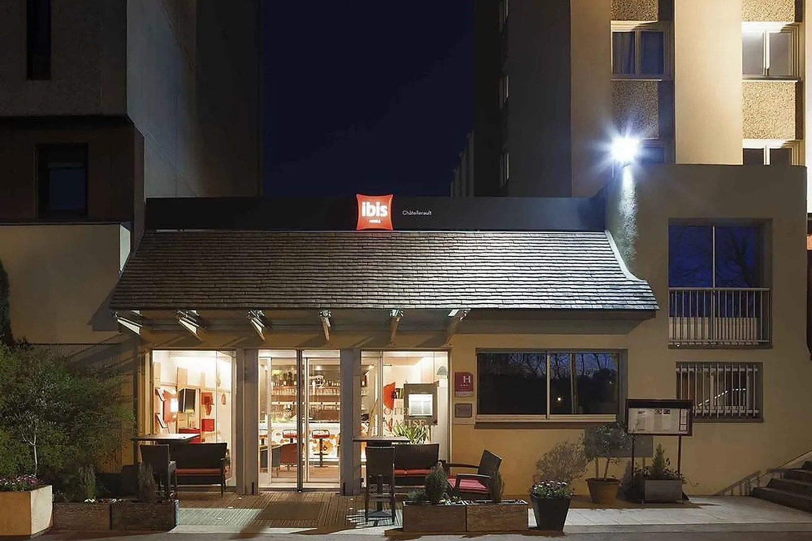 Lieux événementiels, IBIS CHÂTELLERAULT