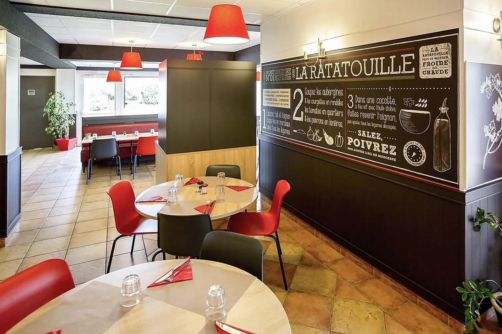 Lieux événementiels, IBIS CHERBOURG LA GLACERIE