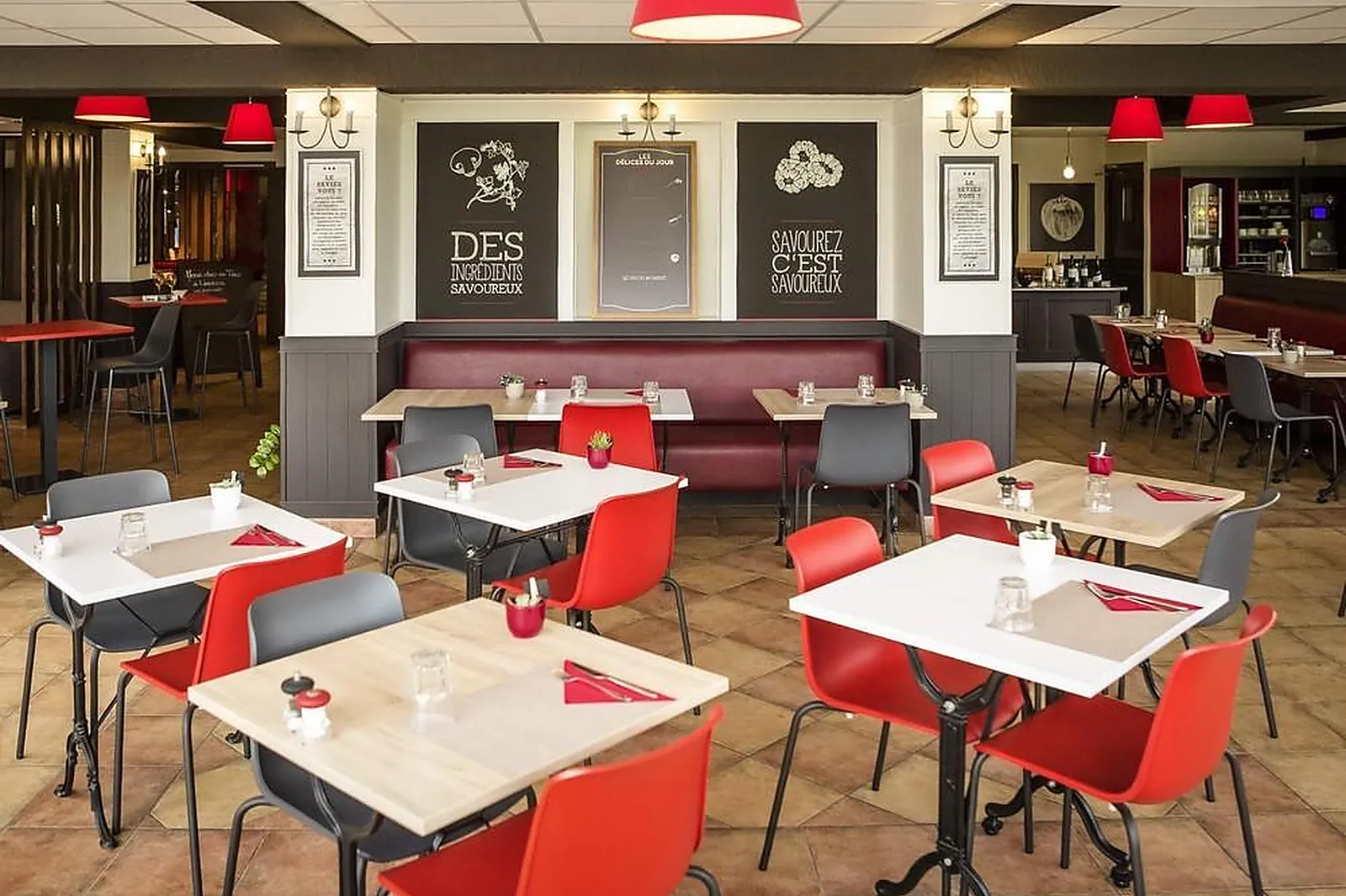 Lieux événementiels, IBIS CHERBOURG LA GLACERIE