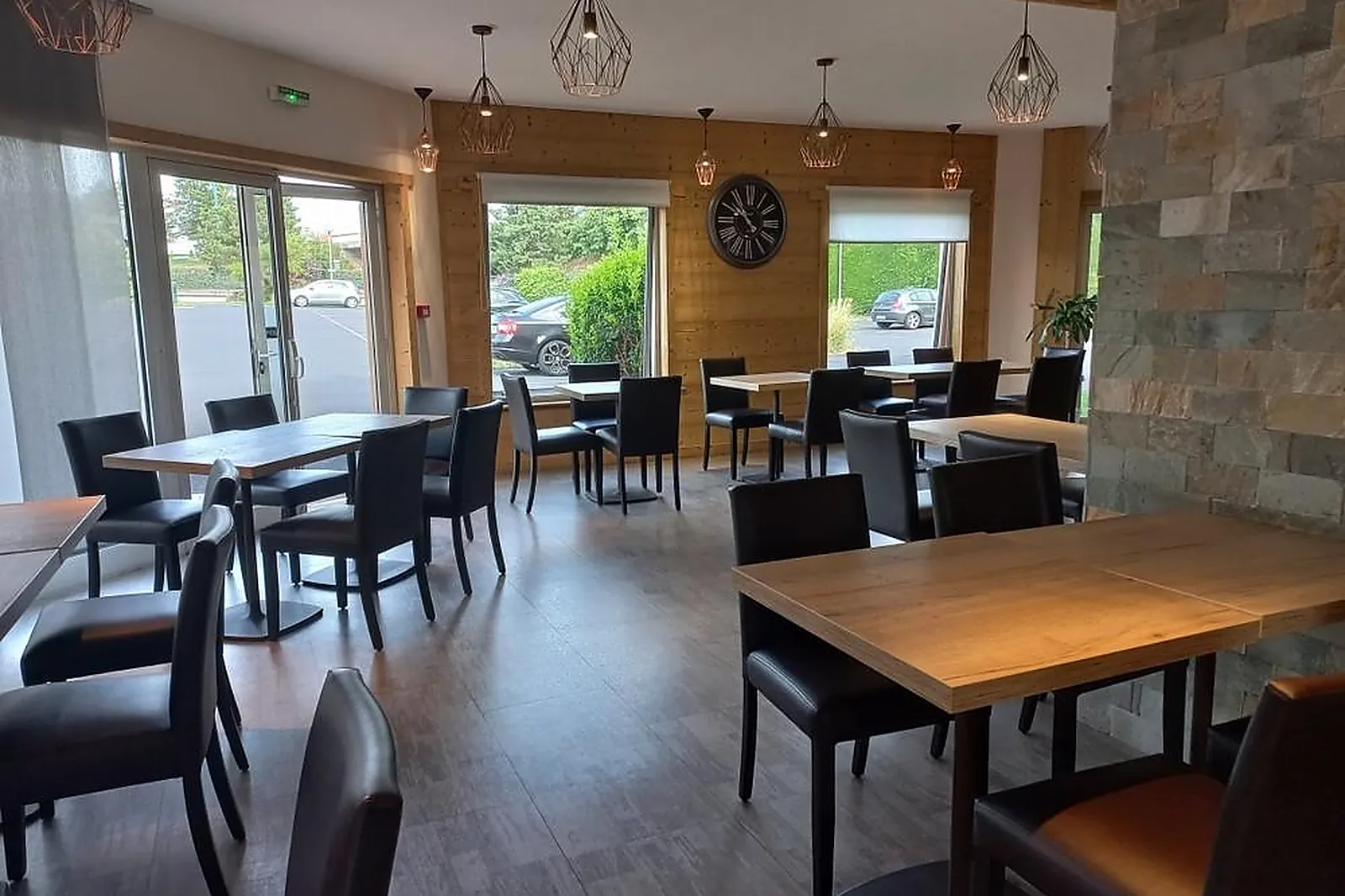 Lieux événementiels, IBIS CLERMONT FERRAND SUD CARREFOUR HERBET