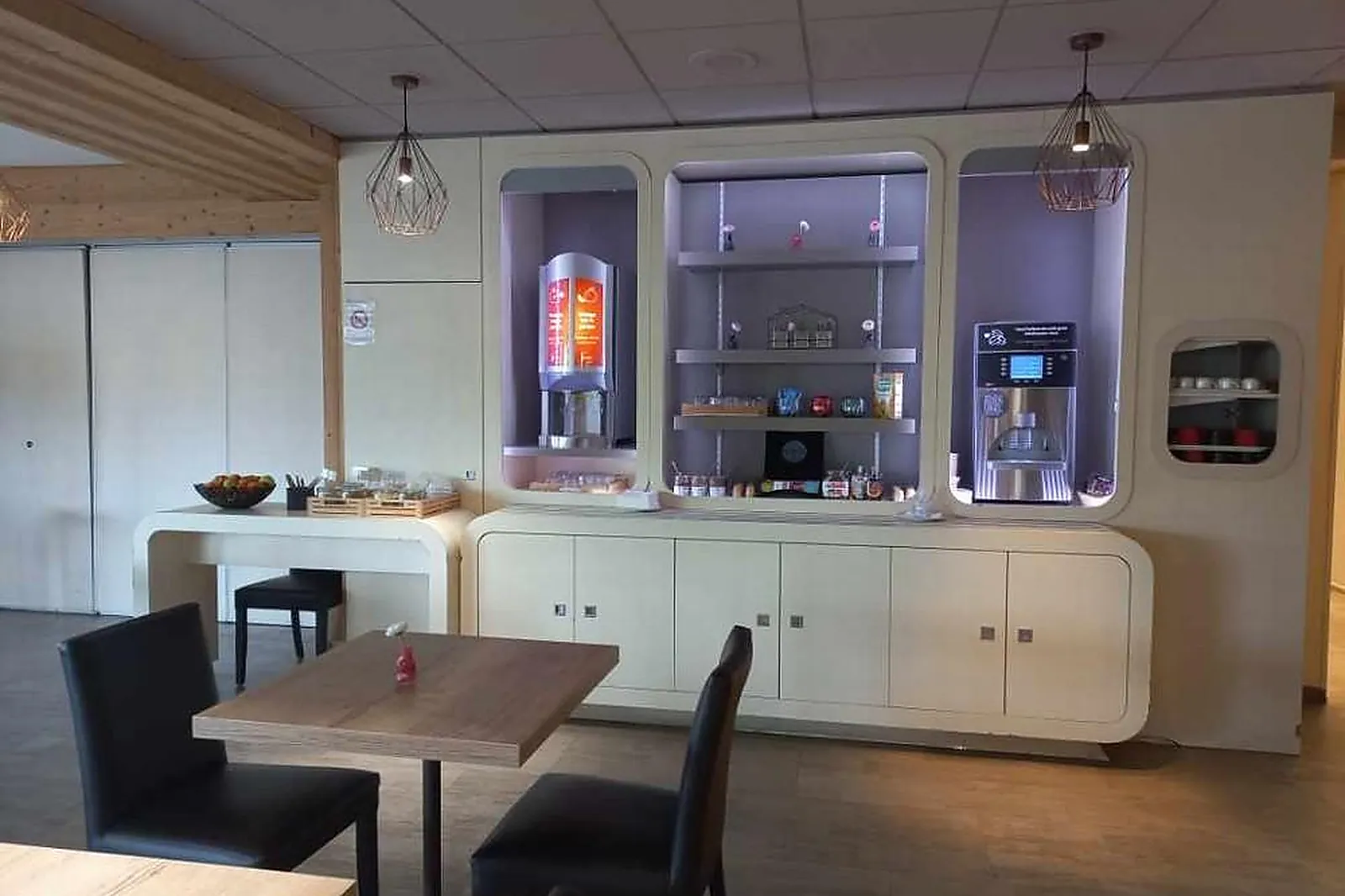 Lieux événementiels, IBIS CLERMONT FERRAND SUD CARREFOUR HERBET