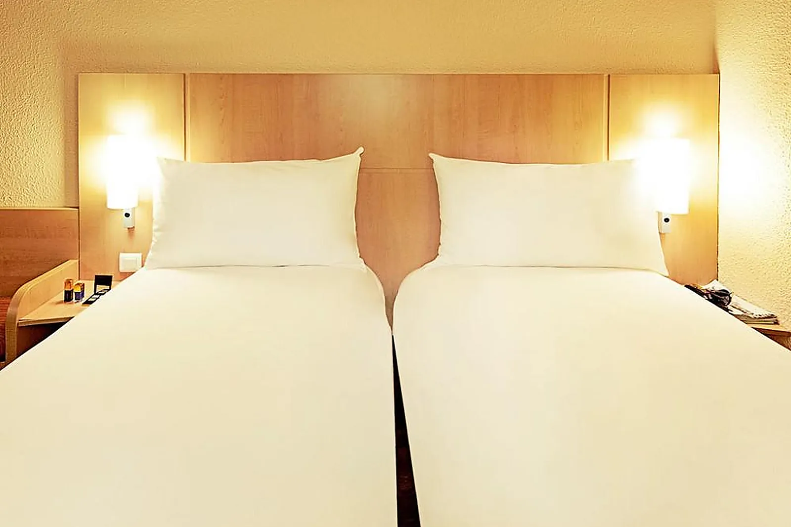 Lieux événementiels, IBIS CLERMONT FERRAND SUD CARREFOUR HERBET