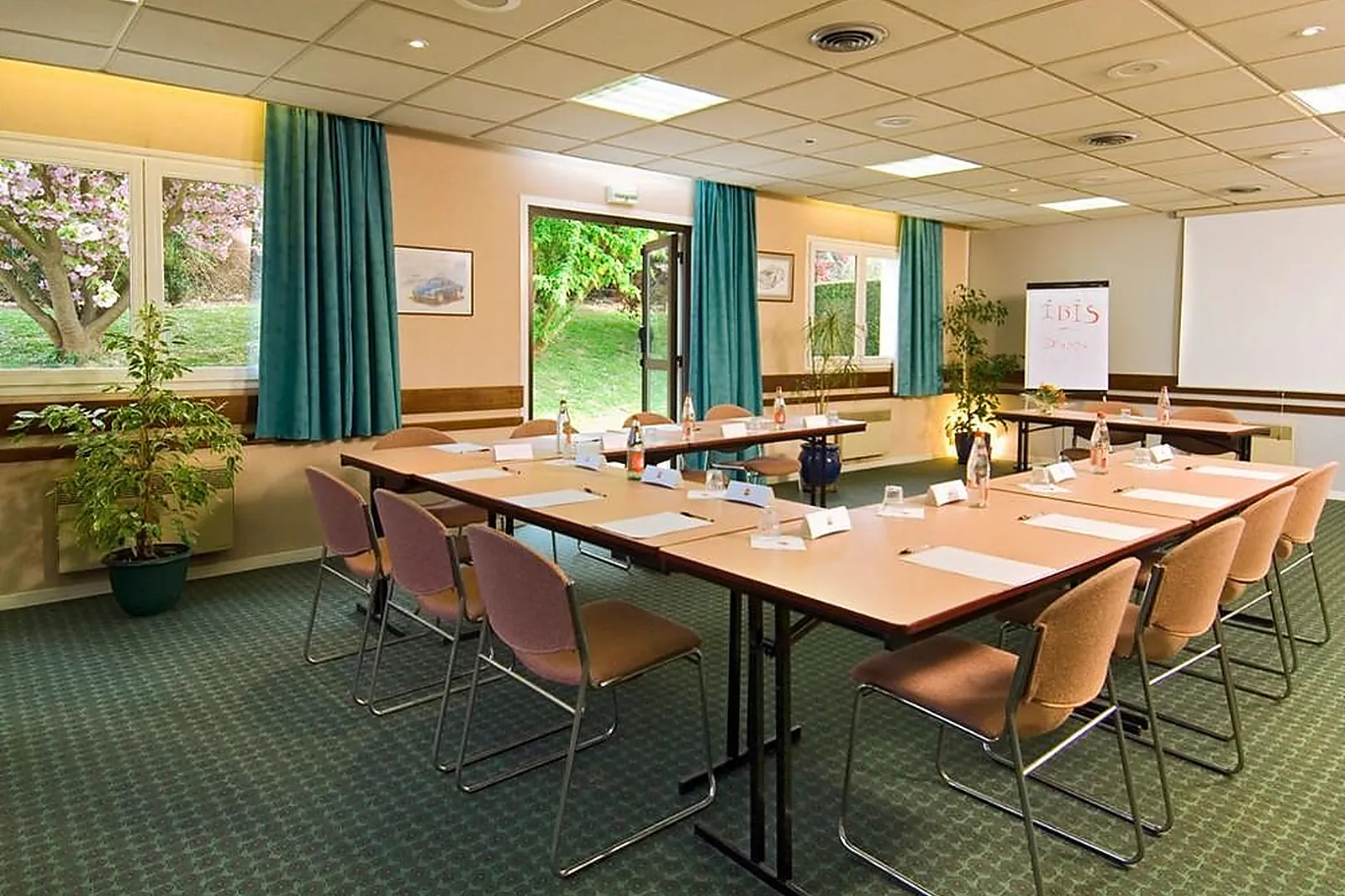 Lieux événementiels, IBIS DIEPPE