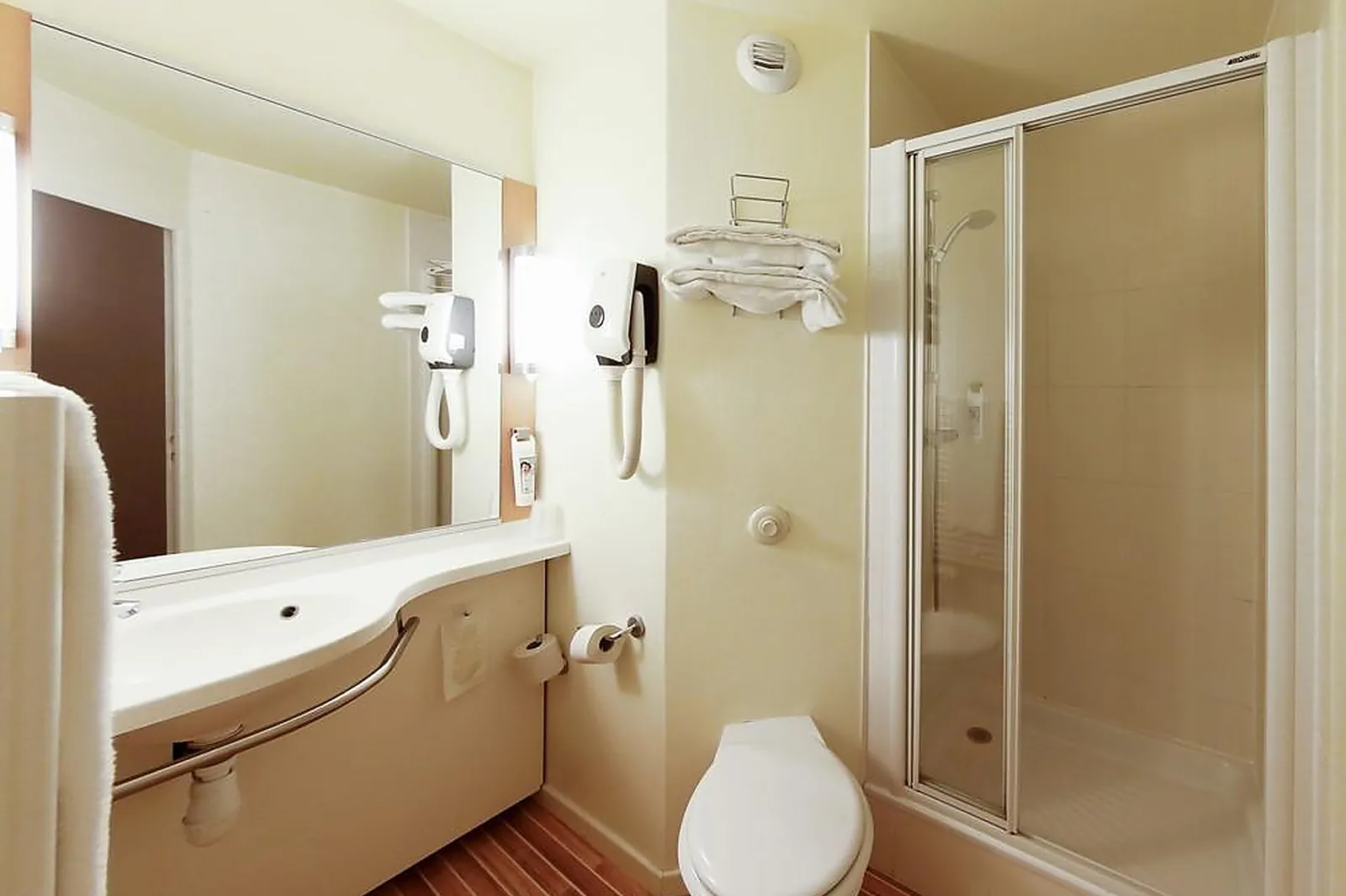 Lieux événementiels, IBIS DOLE SUD CHOISEY