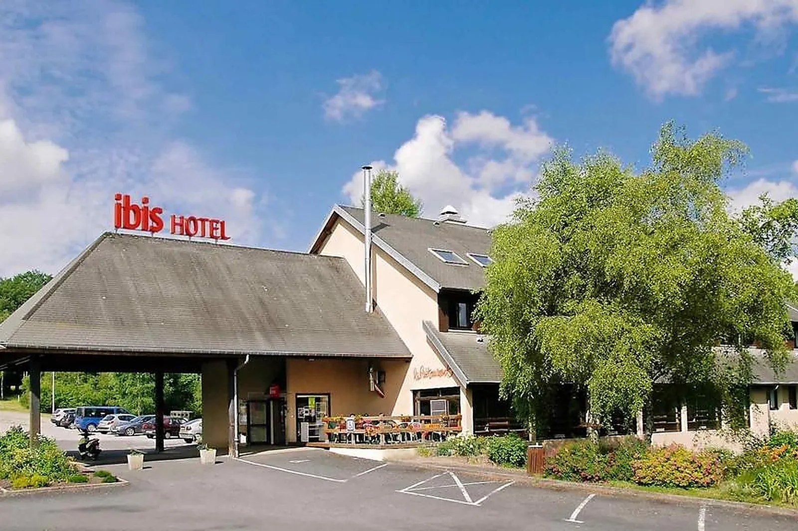 Lieux événementiels, IBIS EGLETONS