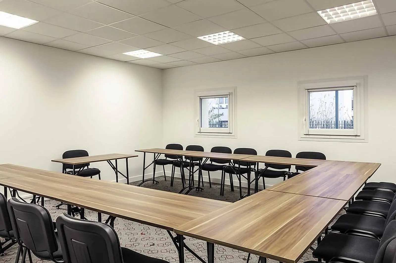 Lieux événementiels, IBIS EPINAY SUR SEINE