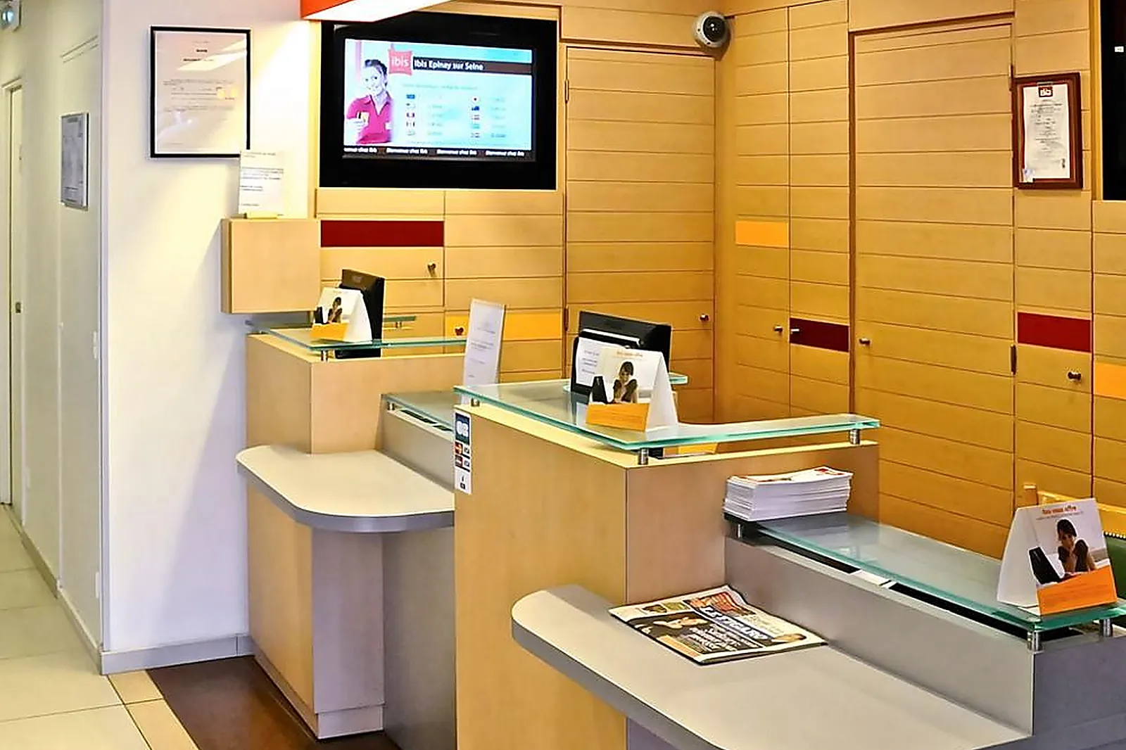 Lieux événementiels, IBIS EPINAY SUR SEINE