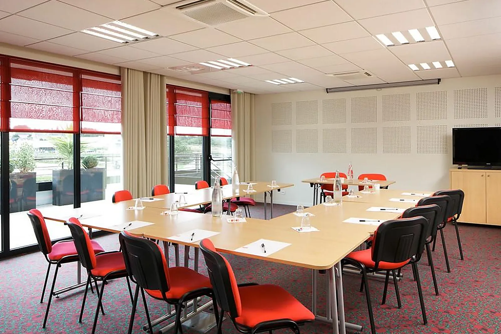 Lieux événementiels, IBIS GUINGAMP COEUR DE BRETAGNE