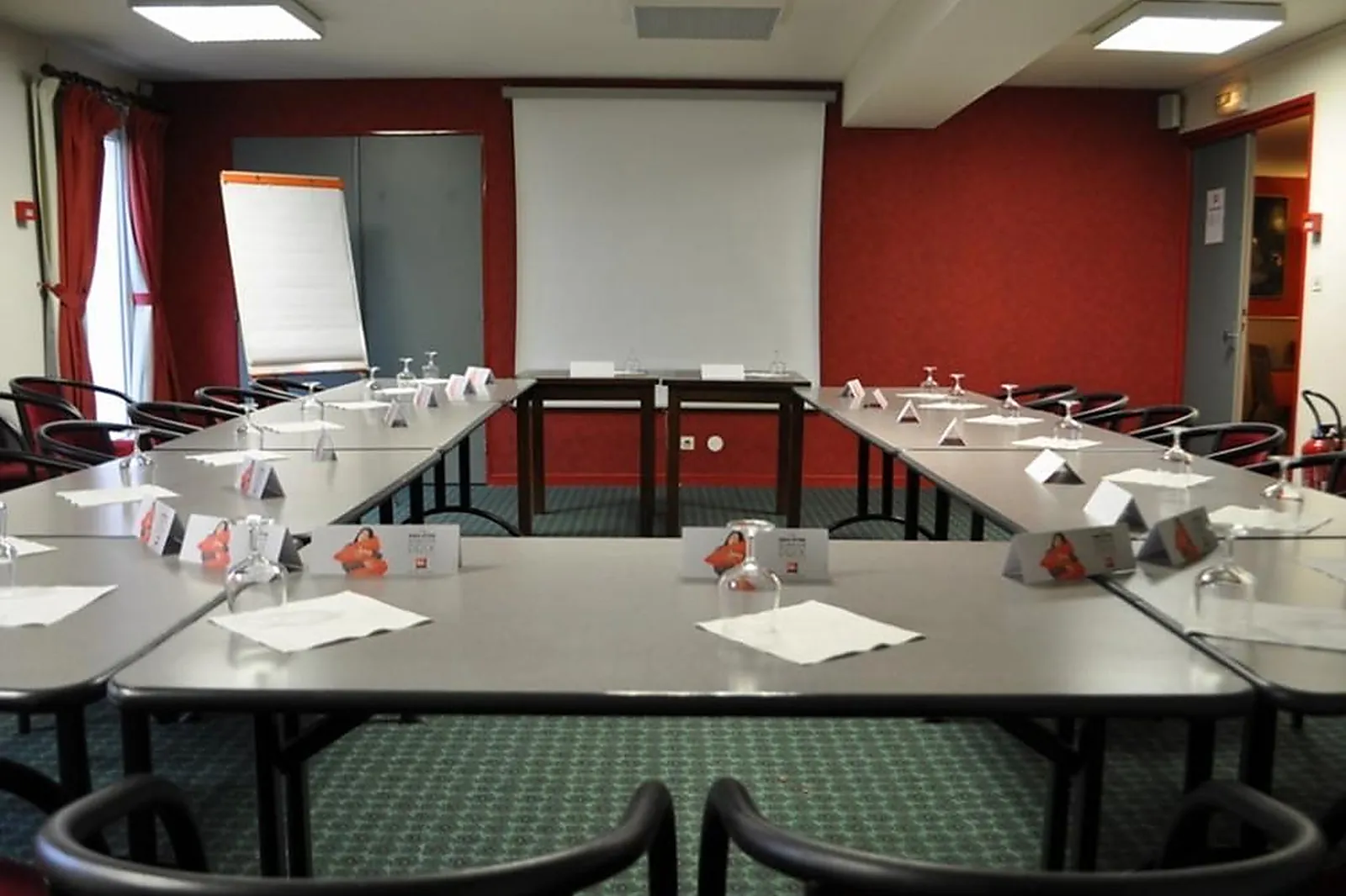 Lieux événementiels, IBIS HOTEL AUTUN