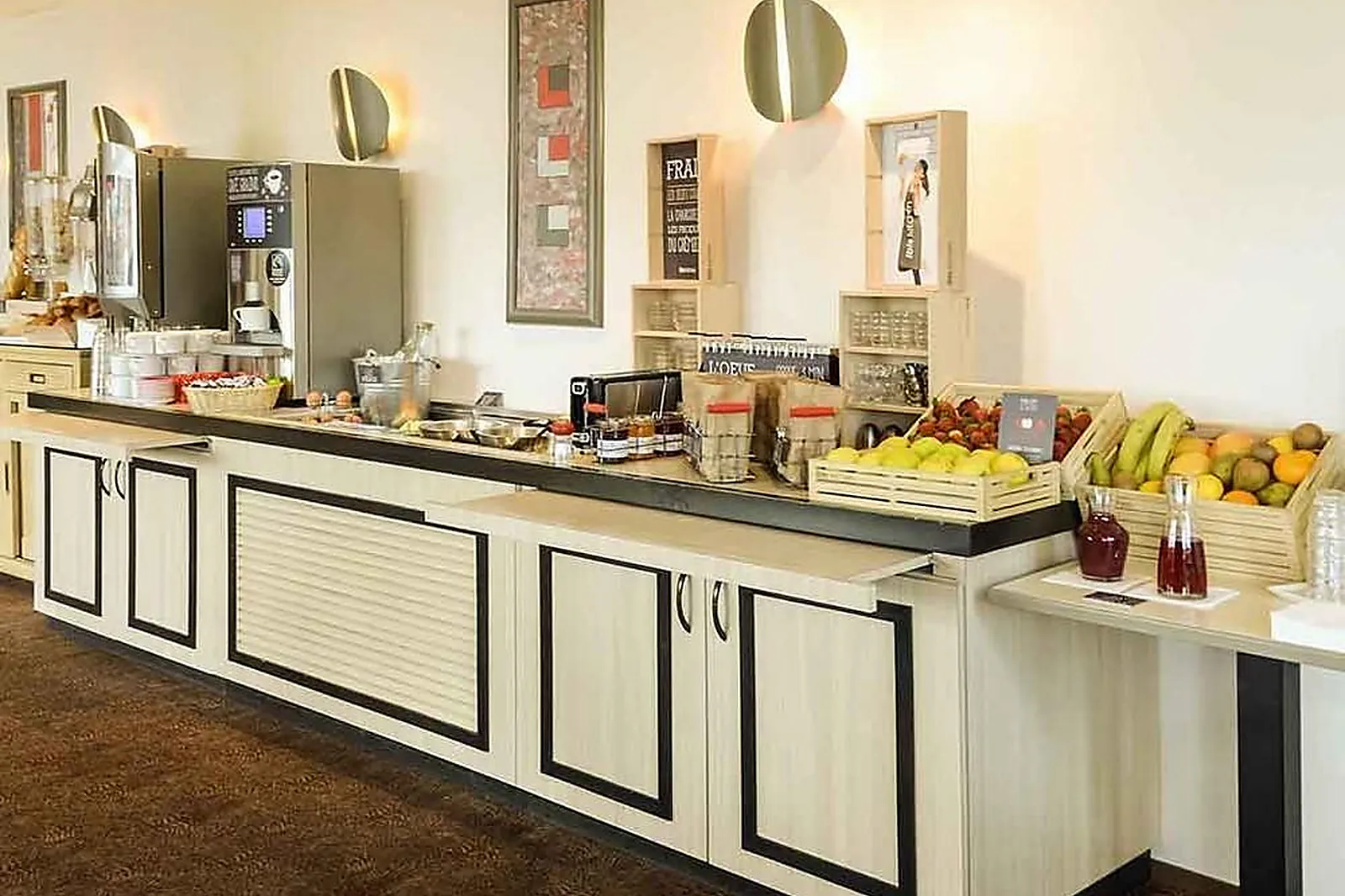 Lieux événementiels, IBIS  HÔTEL NEVERS