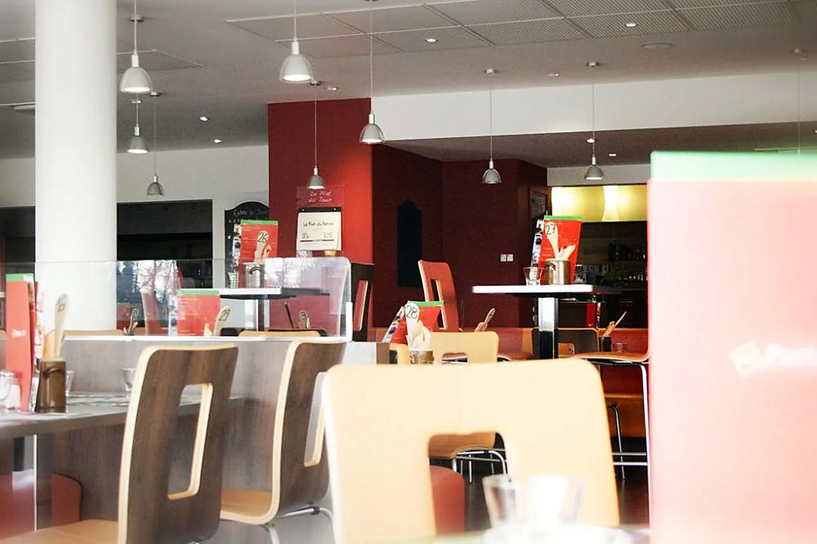 Lieux événementiels, IBIS ISTRES TRIGANCE