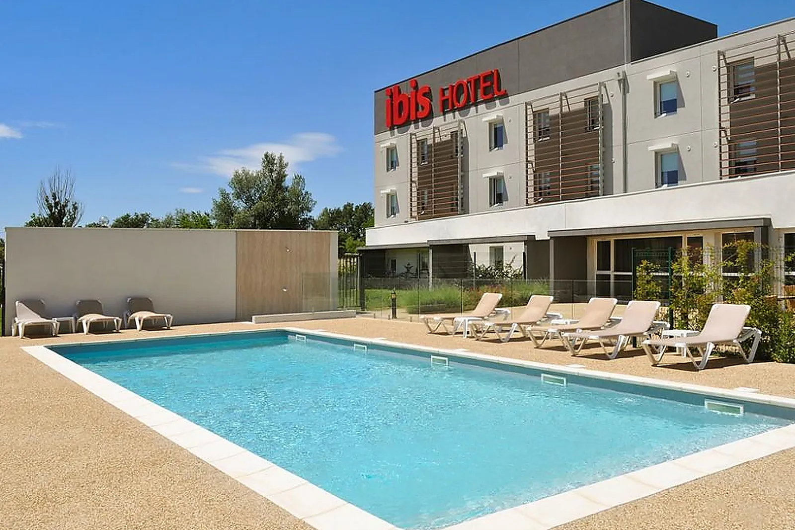 Lieux événementiels, IBIS ISTRES TRIGANCE