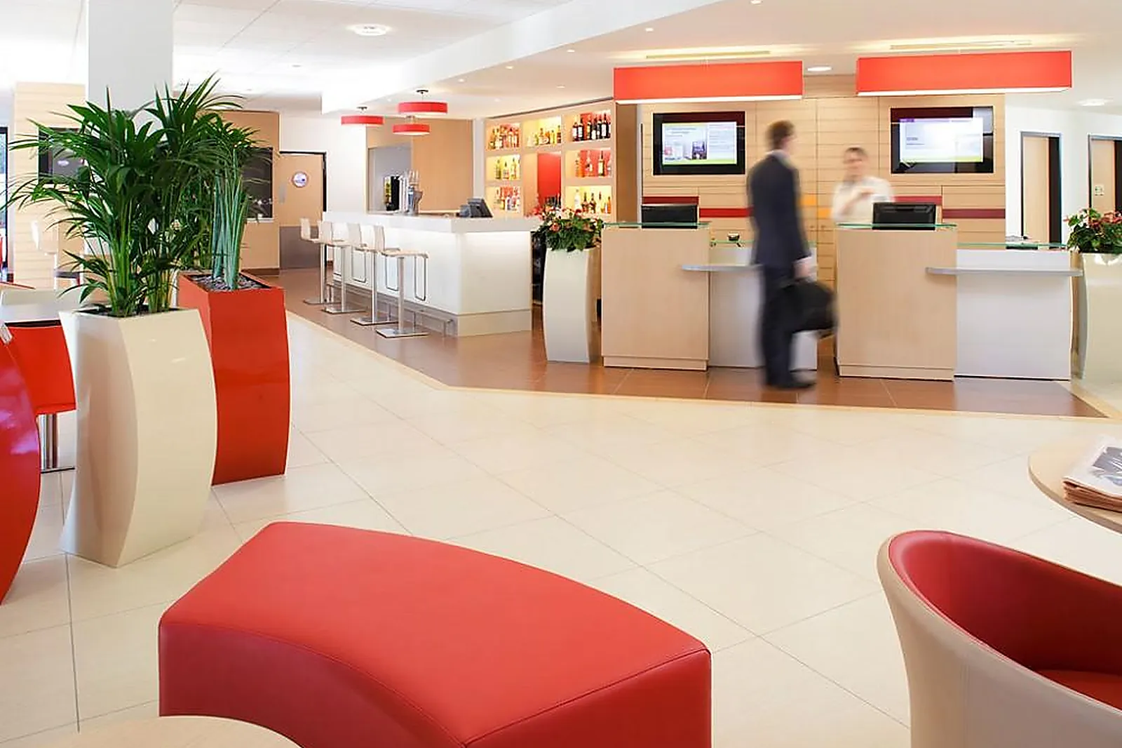 Lieux événementiels, IBIS ISTRES TRIGANCE