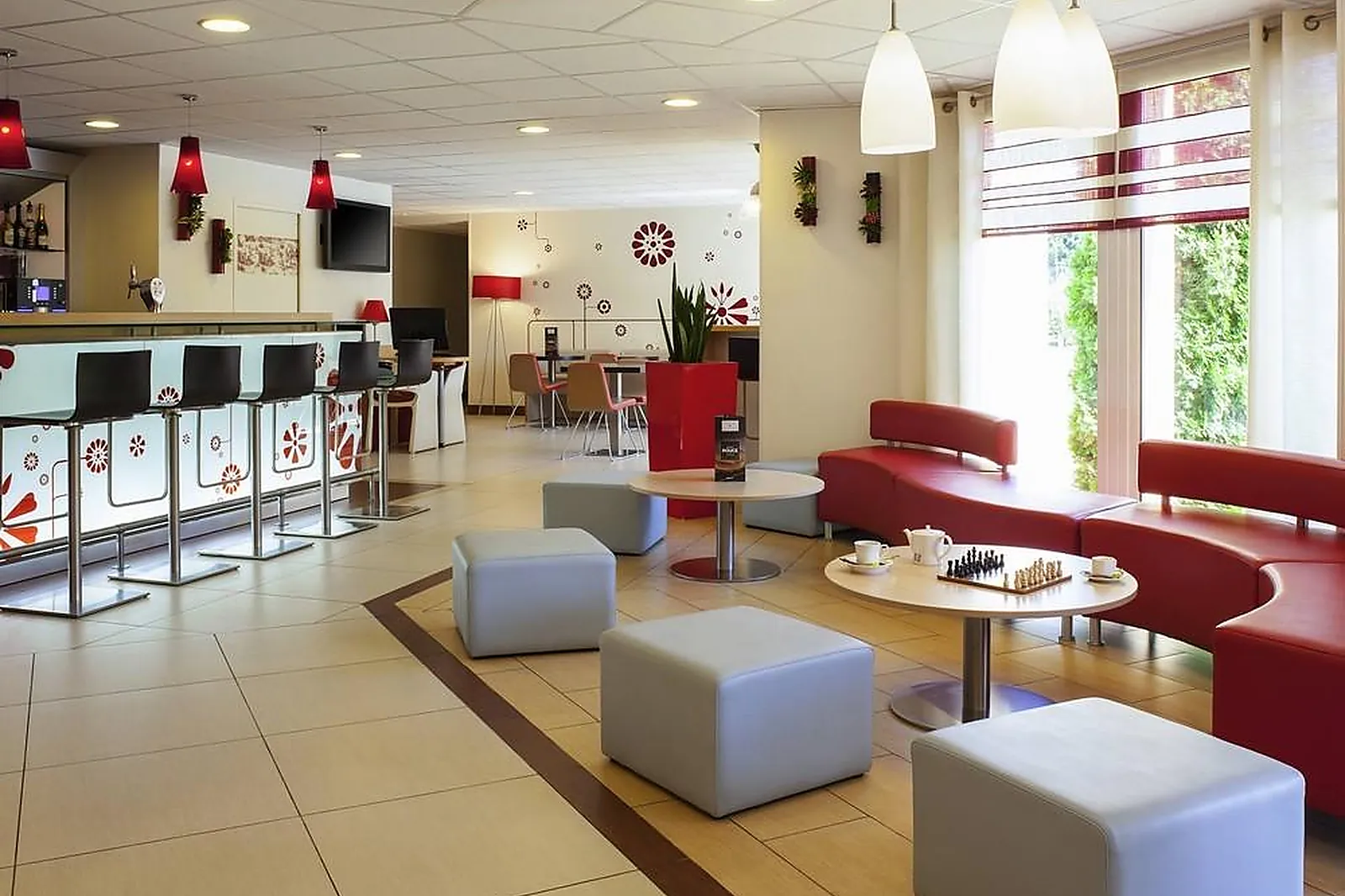 Lieux événementiels, IBIS JOUY EN JOSAS