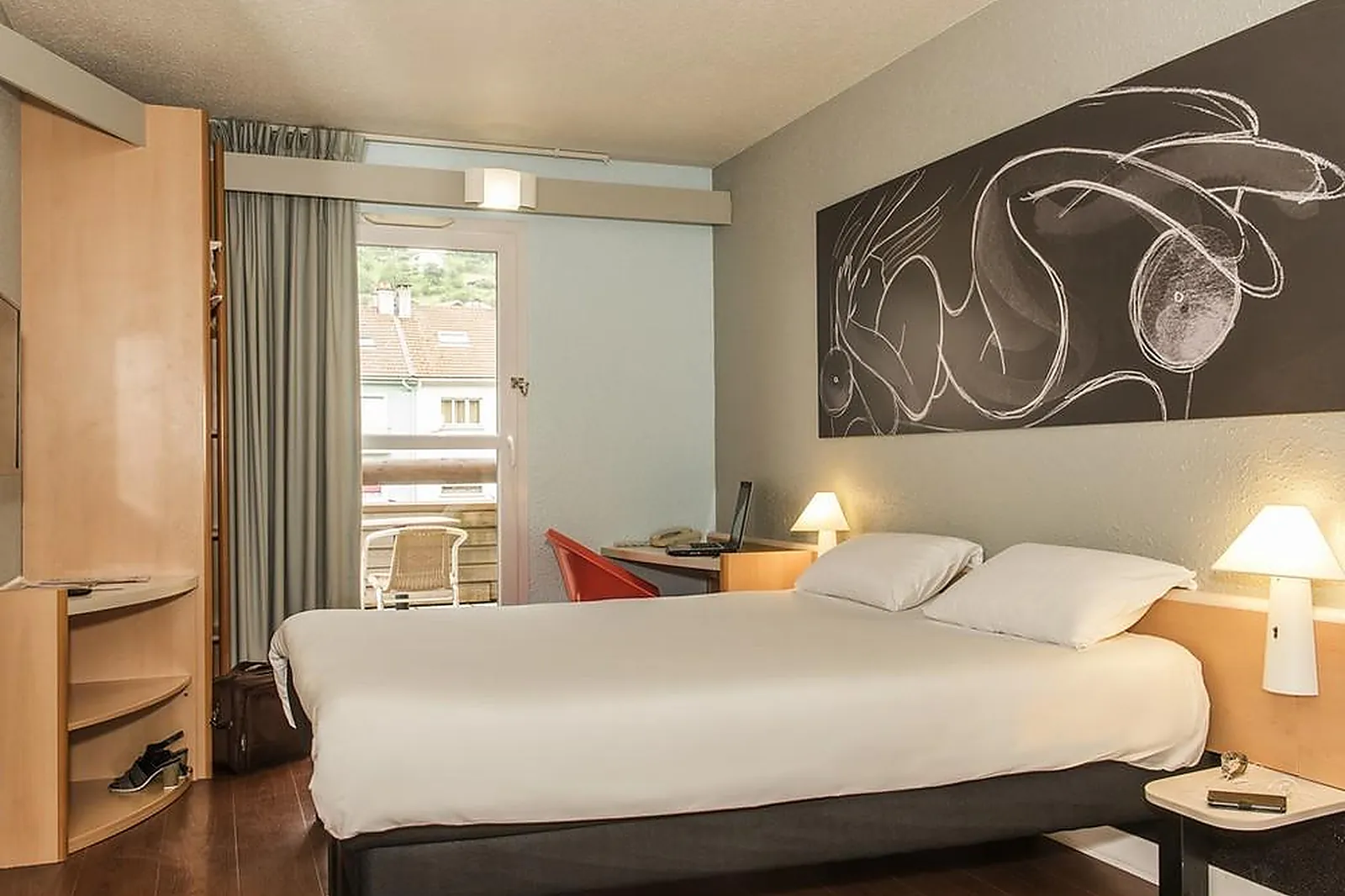 Lieux événementiels, IBIS LA BRESSE GÉRARDMER