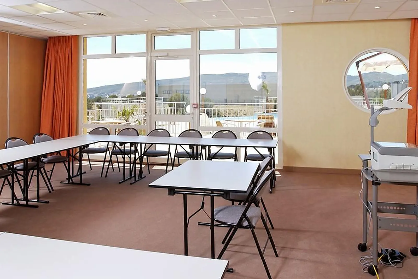 Lieux événementiels, IBIS LA CIOTAT