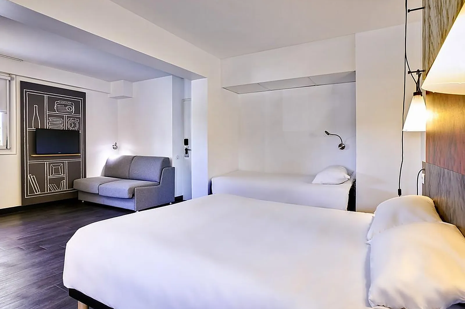 Lieux événementiels, IBIS LA ROCHE-SUR-YON