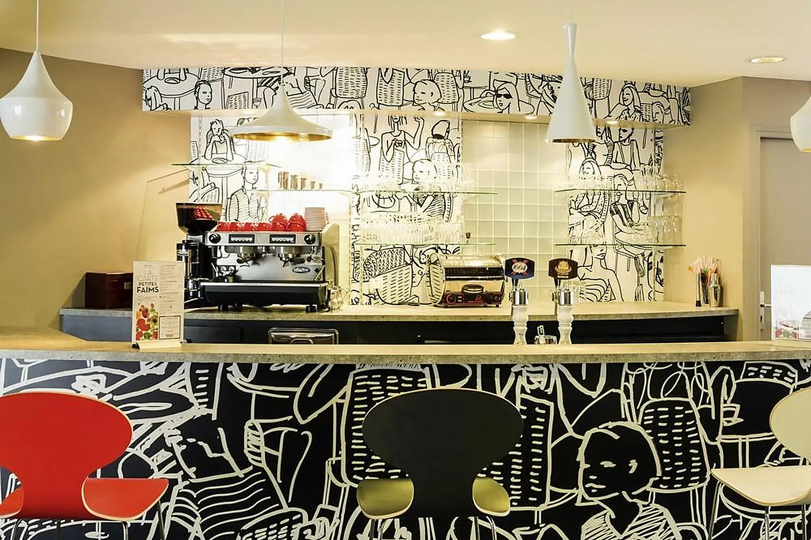 Lieux événementiels, IBIS LAVAL LE RELAIS D'ARMOR