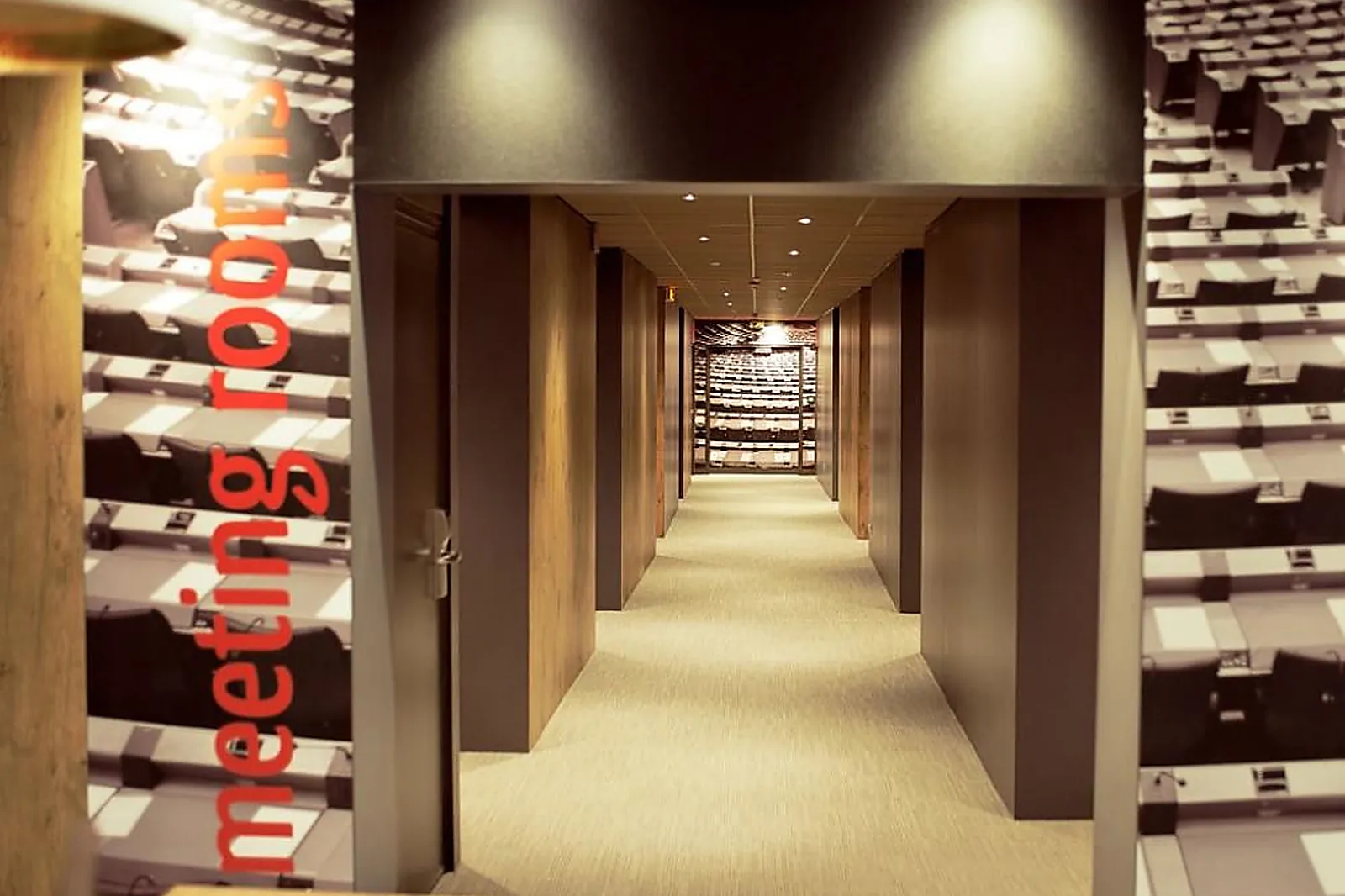 Lieux événementiels, IBIS LE BOURGET