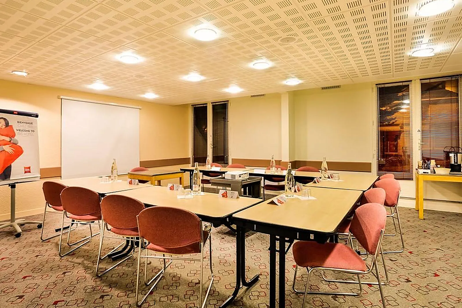 Lieux événementiels, IBIS LE MANS EST PONTLIEUE