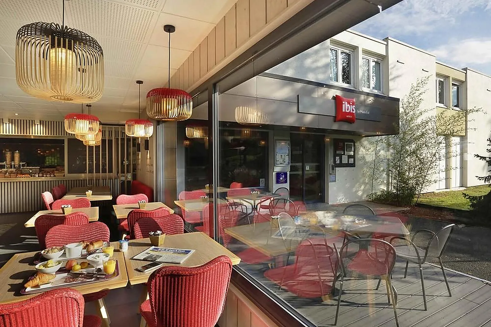 Lieux événementiels, IBIS LE MANS EST PONTLIEUE