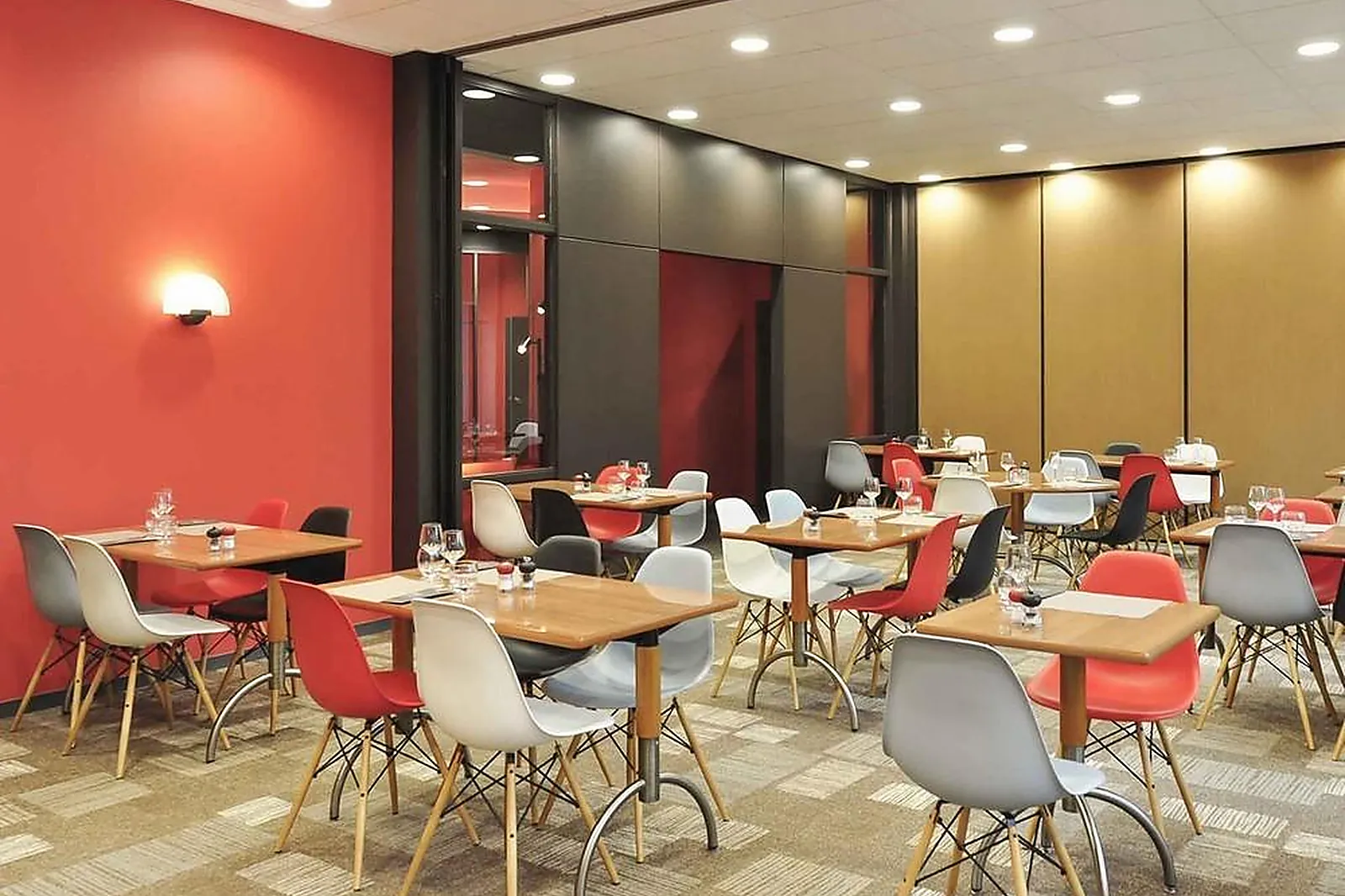 Lieux événementiels, IBIS LE PUY-EN-VELAY CENTRE