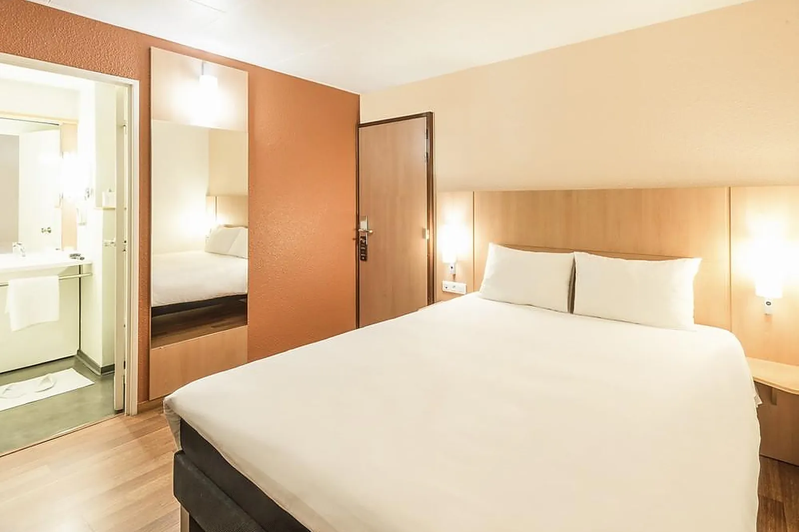 Lieux événementiels, IBIS LIMOGES CENTRE