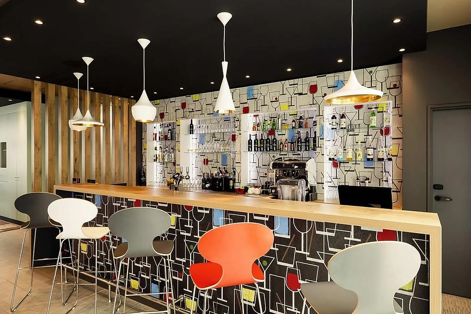 Lieux événementiels, IBIS LYON CARRÉ DE SOIE