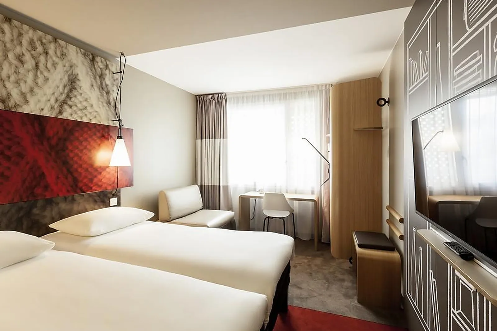 Lieux événementiels, IBIS LYON CARRÉ DE SOIE