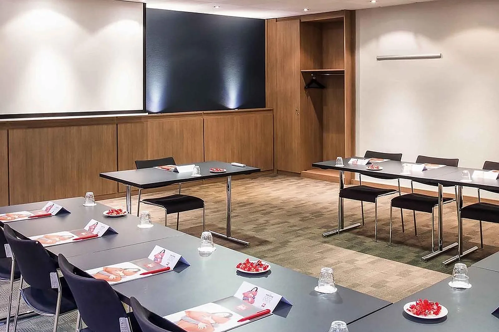 Lieux événementiels, IBIS LYON CENTRE PERRACHE