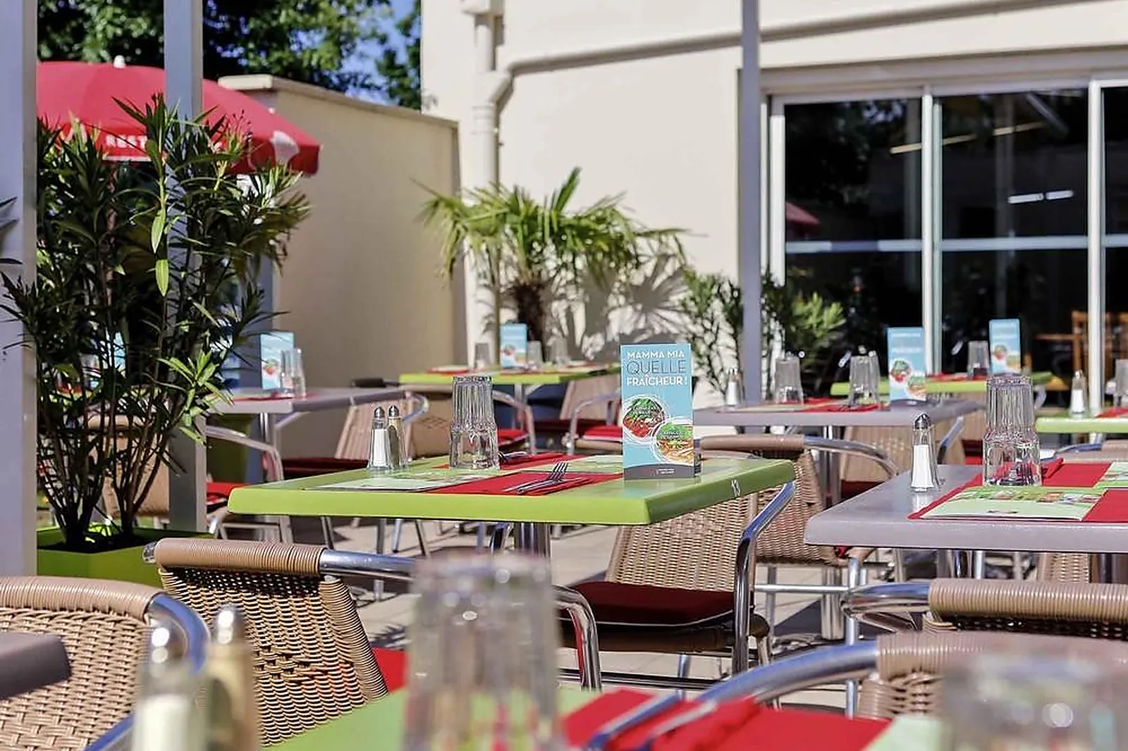 Lieux événementiels, IBIS LYON EST BRON