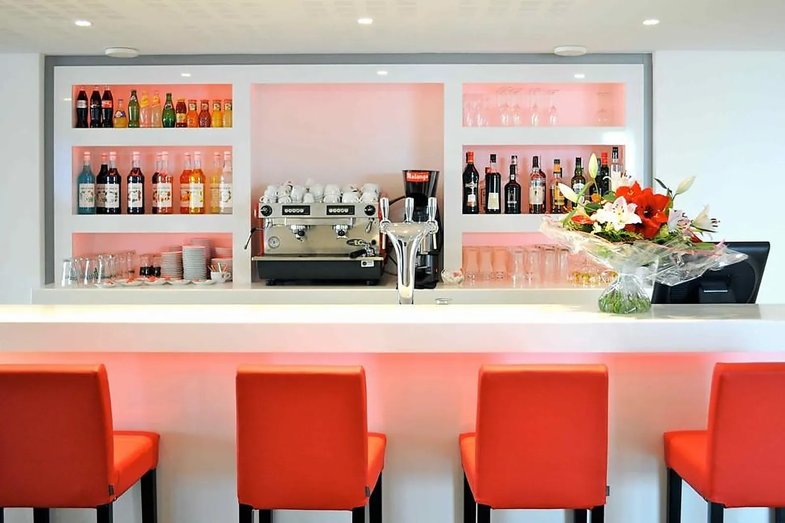 Lieux événementiels, IBIS LYON EST CHAPONNAY