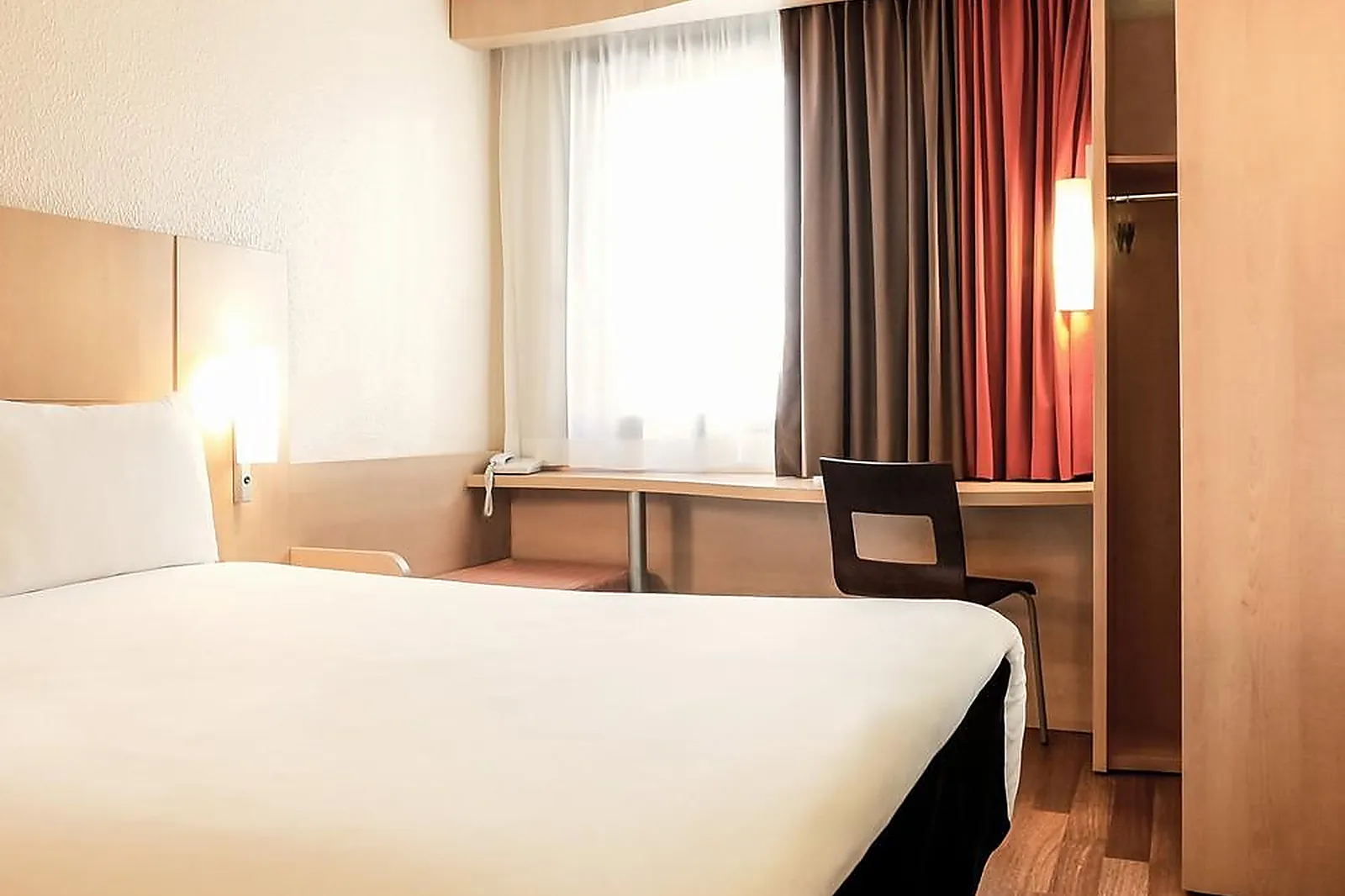 Lieux événementiels, IBIS LYON GARE LA PART DIEU