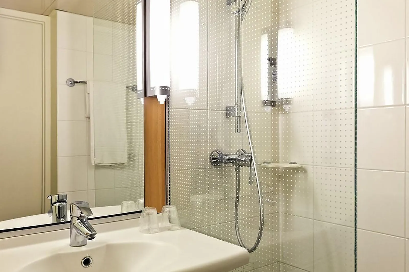 Lieux événementiels, IBIS LYON GARE LA PART DIEU