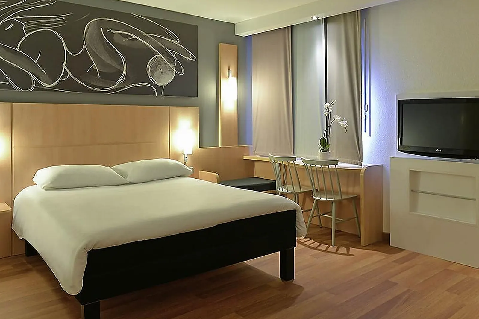 Lieux événementiels, IBIS MÂCON SUD CRÊCHES