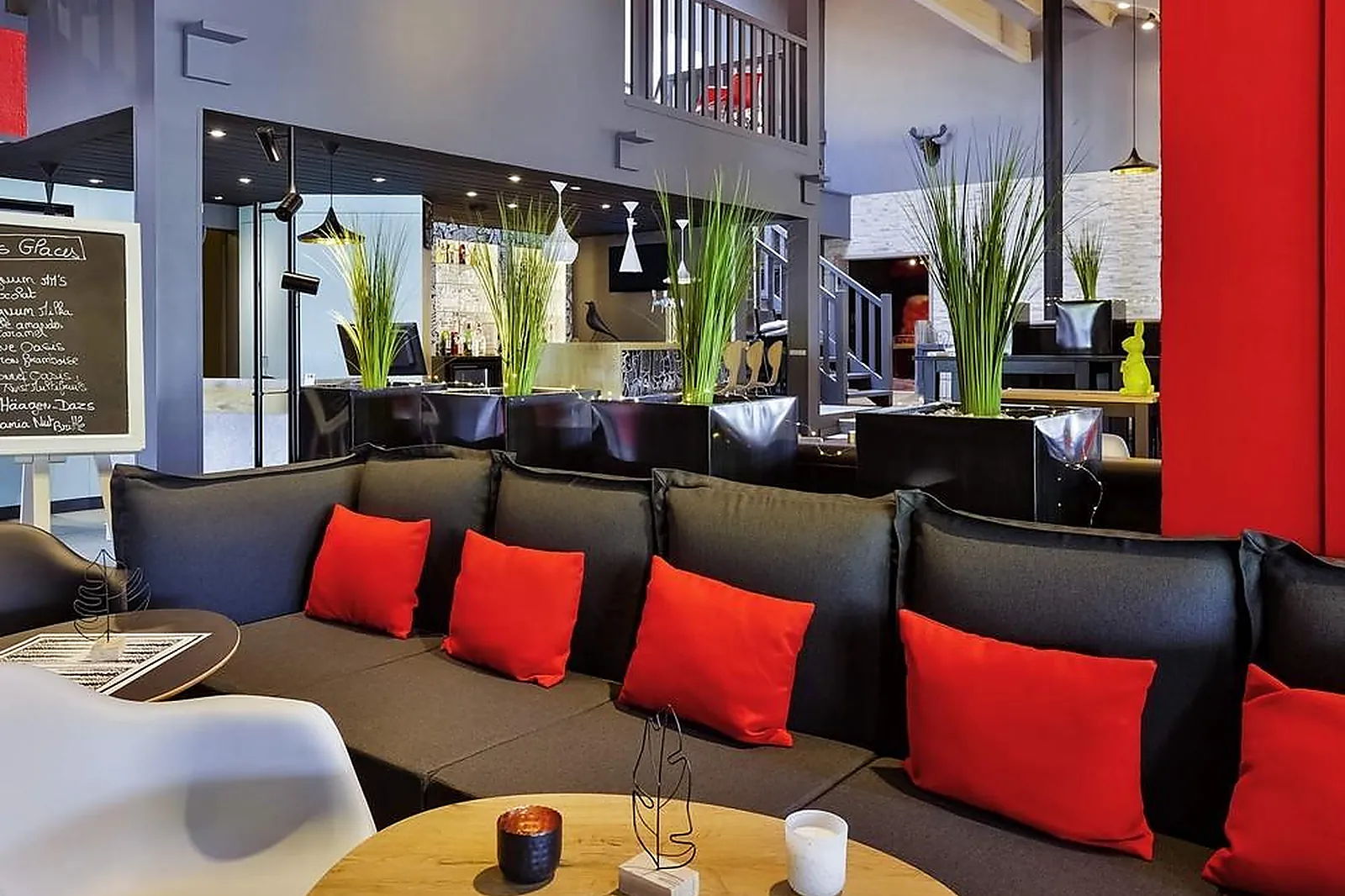 Lieux événementiels, IBIS MÂCON SUD CRÊCHES