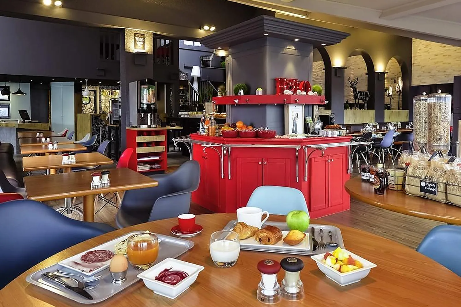 Lieux événementiels, IBIS MÂCON SUD CRÊCHES