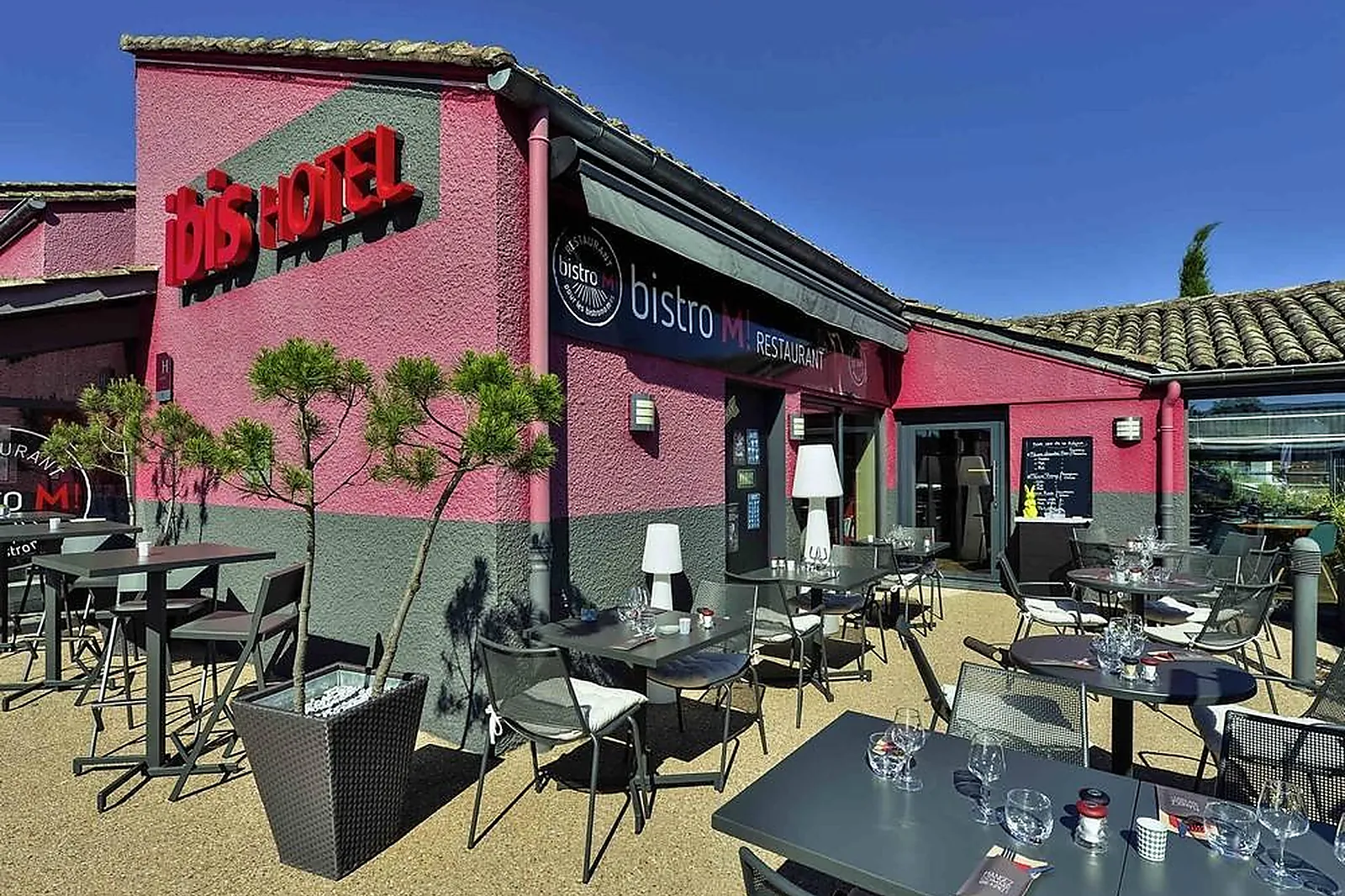 Lieux événementiels, IBIS MÂCON SUD CRÊCHES