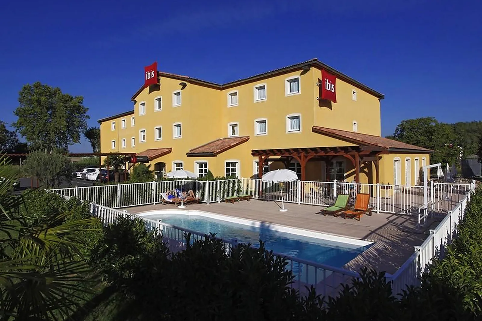 Lieux événementiels, IBIS MANOSQUE CADARACHE