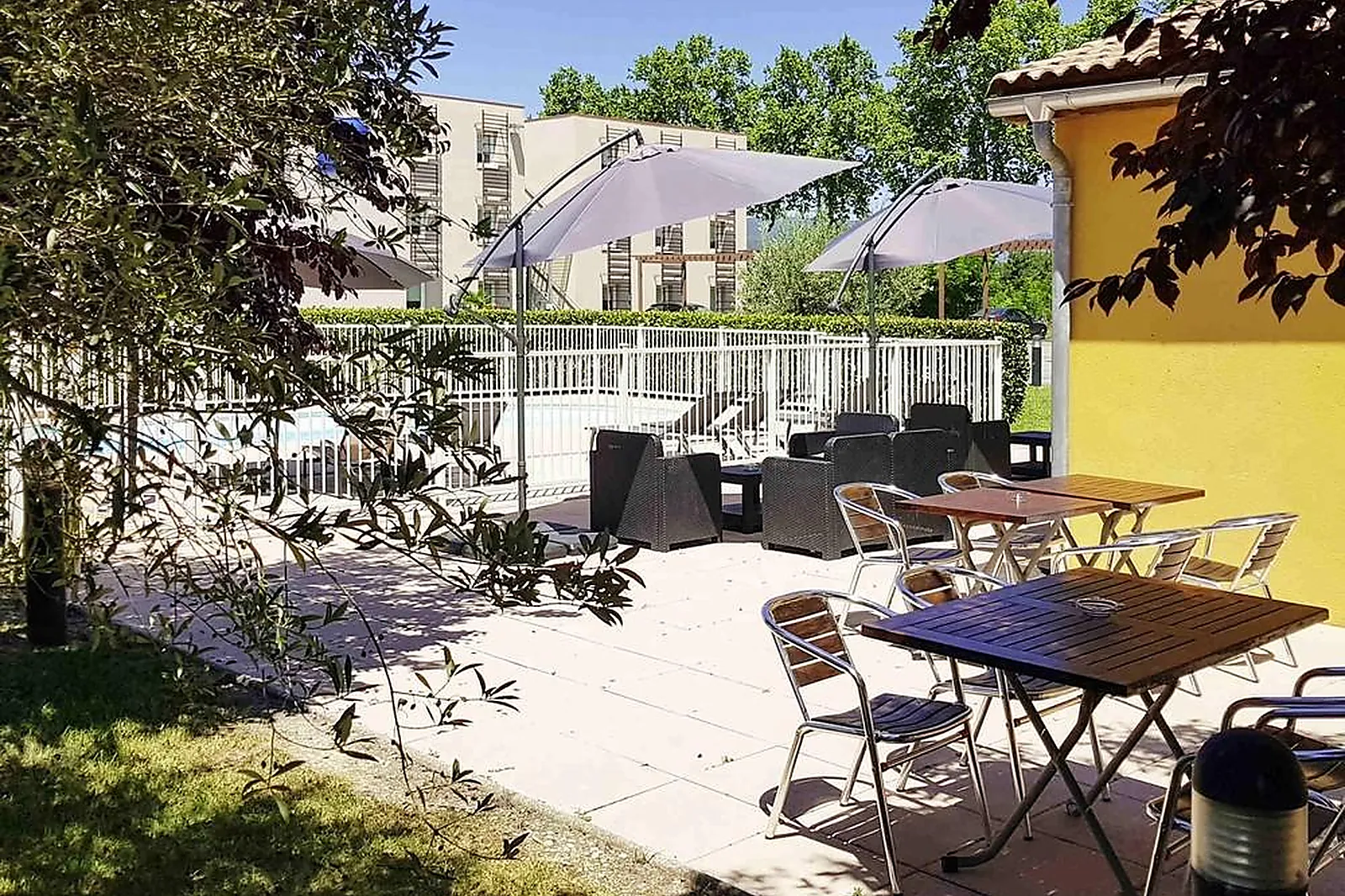 Lieux événementiels, IBIS MANOSQUE CADARACHE